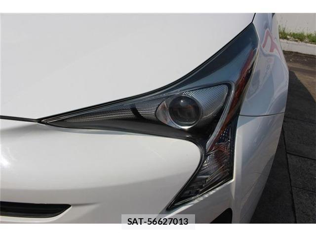 Toyota PRIUS 2018-06 8146461-15
