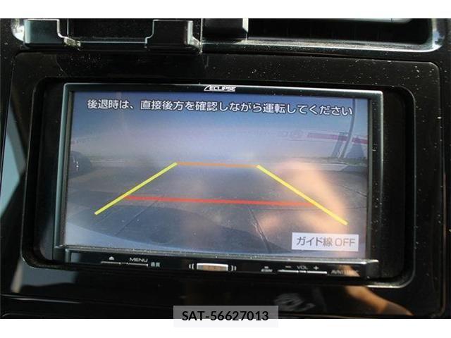 Toyota PRIUS 2018-06 8146461-2