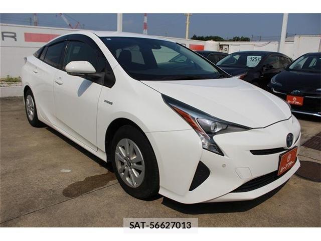 Toyota PRIUS 2018-06 8146461-6