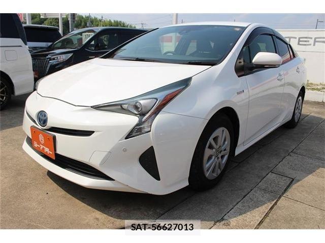 Toyota PRIUS 2018-06 8146461-8