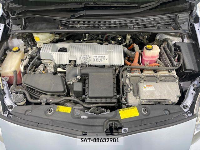 Toyota PRIUS 2009-11 8146470-17