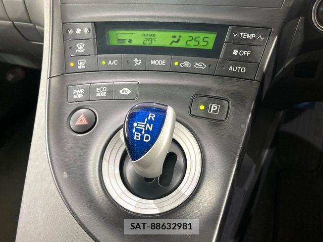 Toyota PRIUS 2009-11 8146470-4