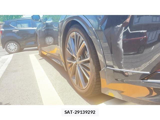 Toyota PRIUS 2024-04 8146455-25