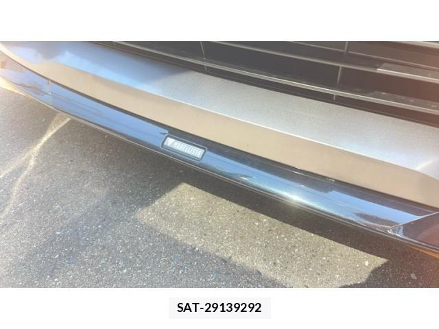 Toyota PRIUS 2024-04 8146455-27