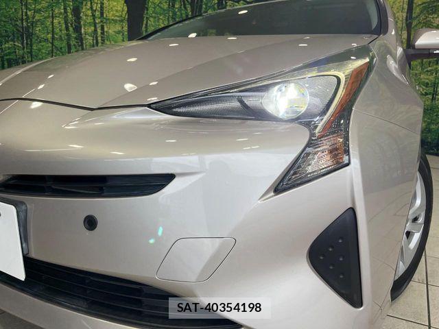 Toyota PRIUS 2016-01 8146458-11