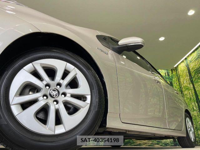 Toyota PRIUS 2016-01 8146458-12