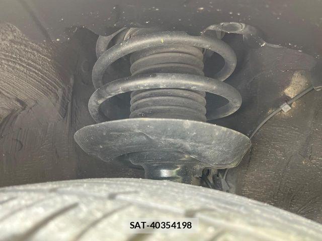 Toyota PRIUS 2016-01 8146458-19