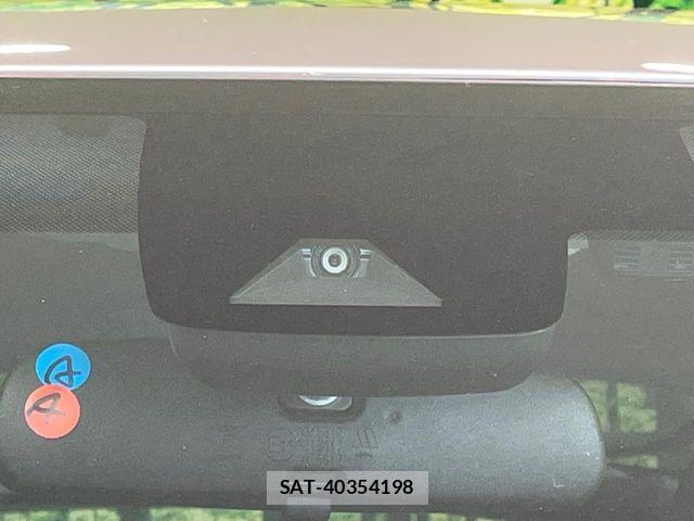 Toyota PRIUS 2016-01 8146458-4