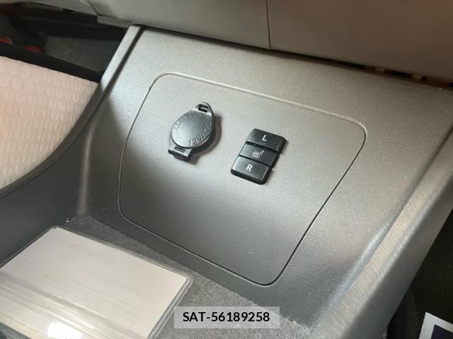 Toyota PRIUS 2011-02 8146472-17