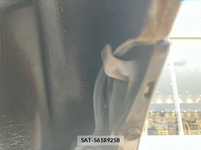 Toyota PRIUS 2011-02 8146472-22