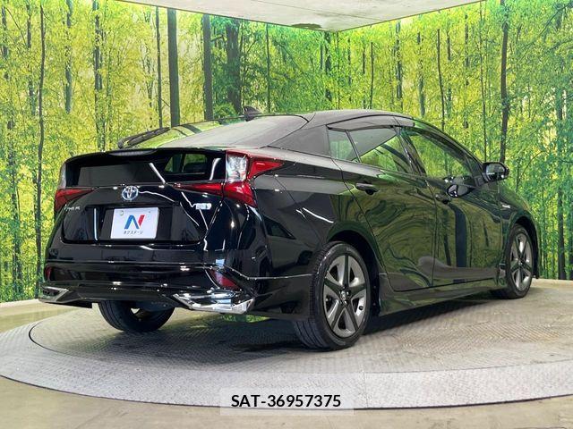 Toyota PRIUS 2020-02 8146456-16