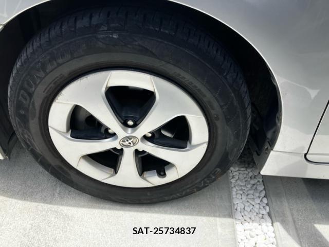 Toyota PRIUS 2012-06 8146474-9