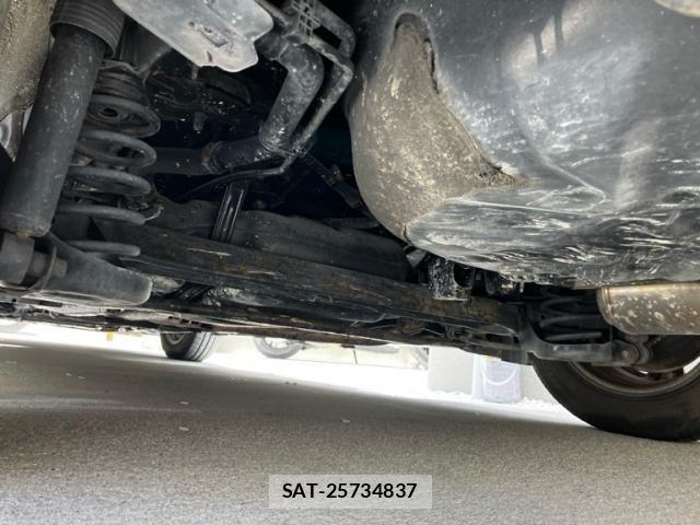 Toyota PRIUS 2012-06 8146474-15