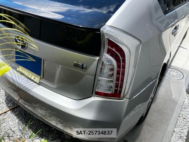 Toyota PRIUS 2012-06 8146474-4