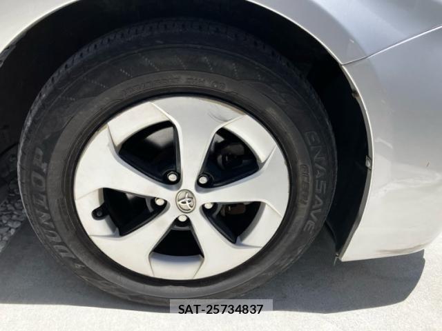 Toyota PRIUS 2012-06 8146474-6
