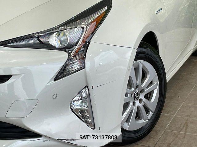Toyota PRIUS 2017-12 8146457-11