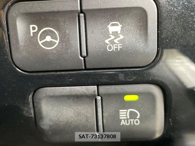Toyota PRIUS 2017-12 8146457-5