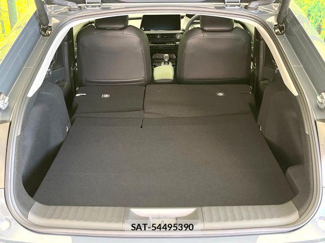 Toyota PRIUS 2023-05 8146447-9