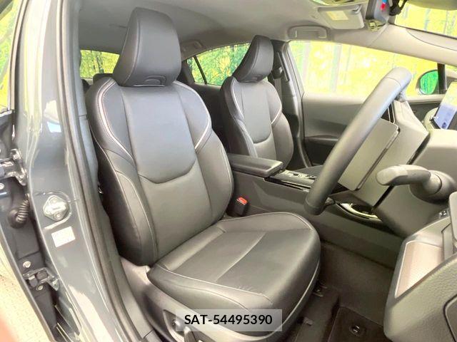 Toyota PRIUS 2023-05 8146447-7