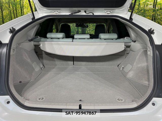 Toyota PRIUS 2015-02 8146464-9