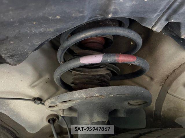 Toyota PRIUS 2015-02 8146464-19