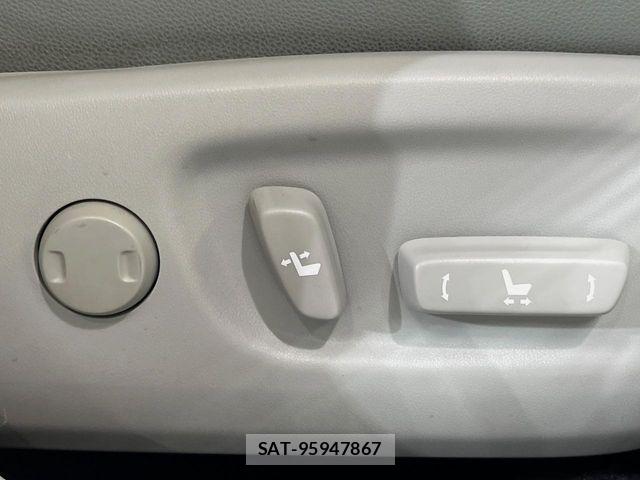 Toyota PRIUS 2015-02 8146464-6