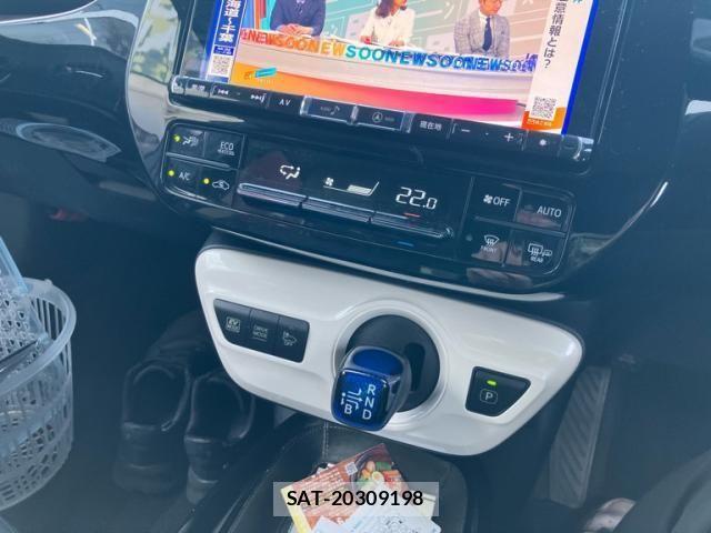 Toyota PRIUS 2016-03 8146466-20