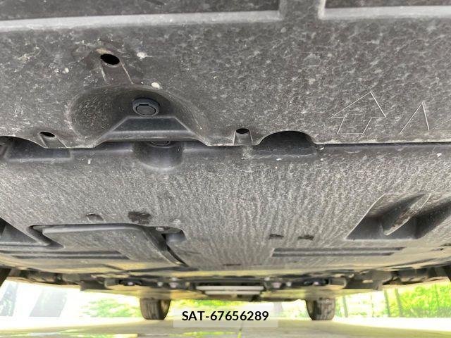 Toyota PRIUS 2023-11 8146446-18