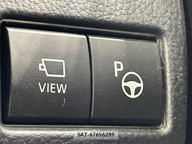 Toyota PRIUS 2023-11 8146446-4
