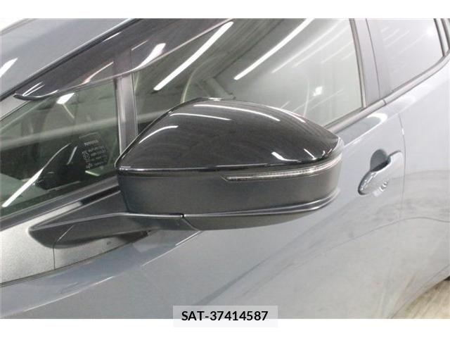 Toyota PRIUS 2023-02 8146453-14