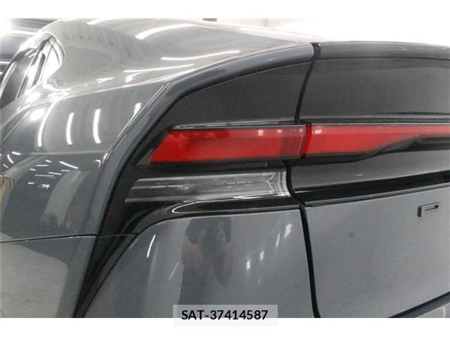 Toyota PRIUS 2023-02 8146453-15