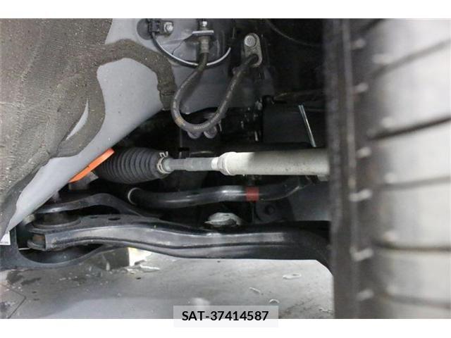 Toyota PRIUS 2023-02 8146453-17