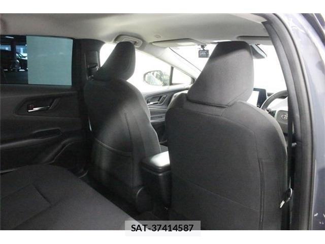 Toyota PRIUS 2023-02 8146453-29