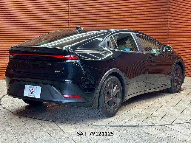 Toyota PRIUS 2026-01 8146448-15