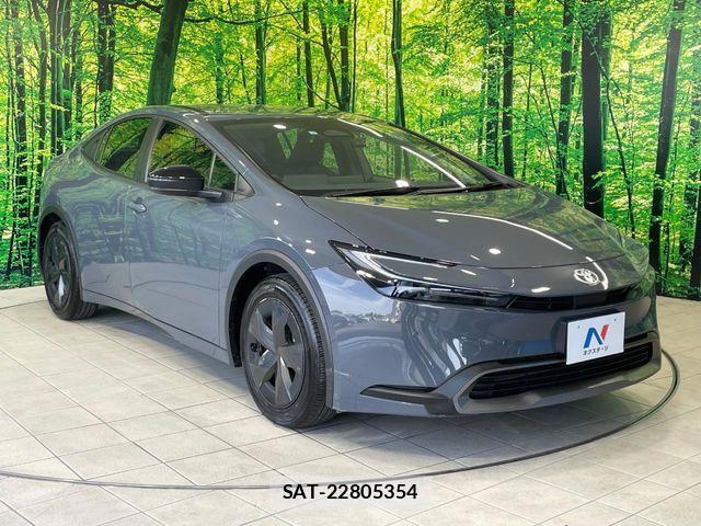 Toyota PRIUS 2023-03 8146454-15