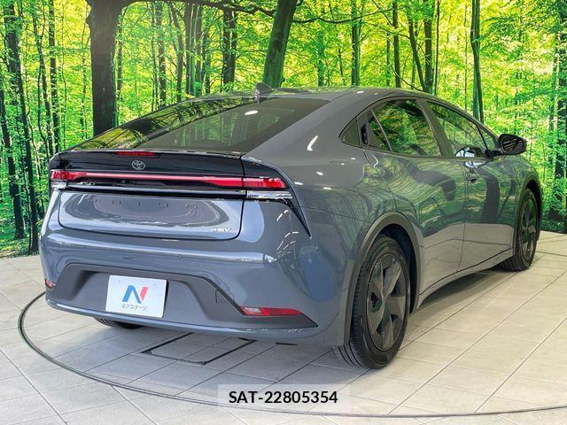Toyota PRIUS 2023-03 8146454-16
