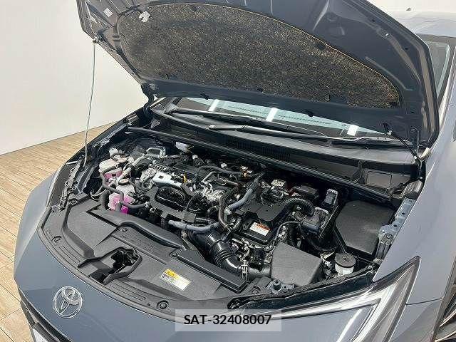Toyota PRIUS 2023-11 8146437-13