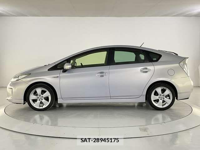 Toyota PRIUS 2012-10 8159034-8