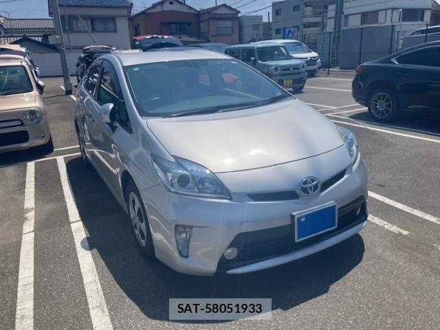 Toyota PRIUS 2015-02 8159033-0