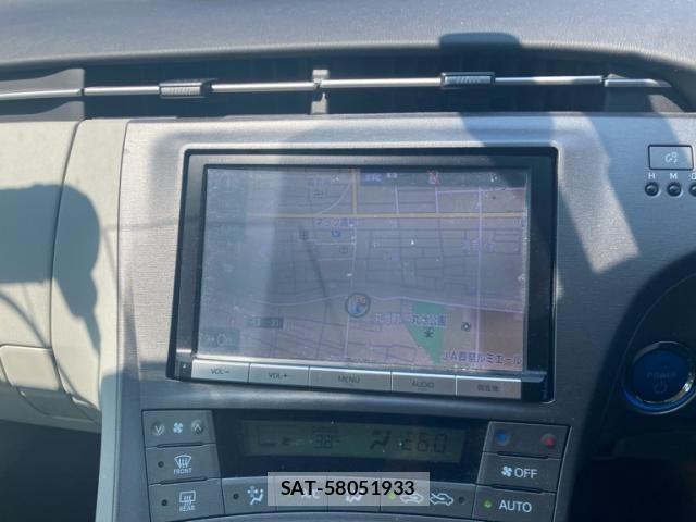 Toyota PRIUS 2015-02 8159033-13