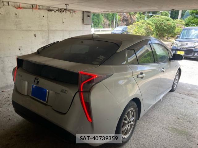 Toyota PRIUS 2016-09 8159037-4
