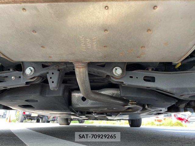 Toyota PRIUS 2017-11 8159027-18