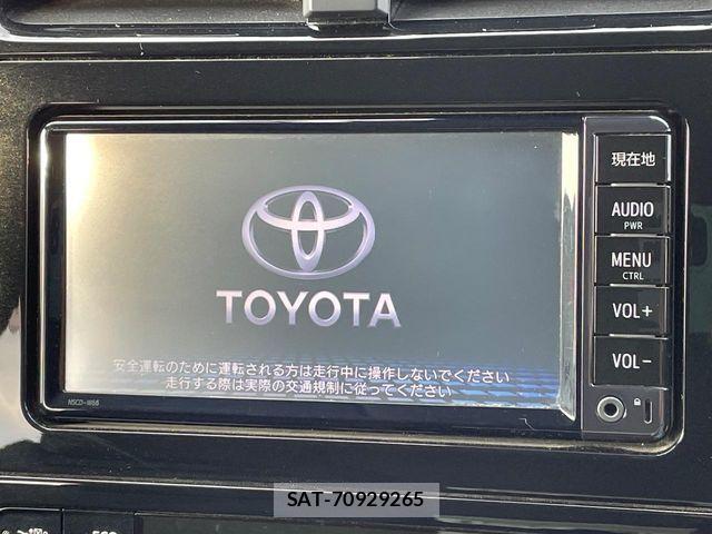 Toyota PRIUS 2017-11 8159027-3