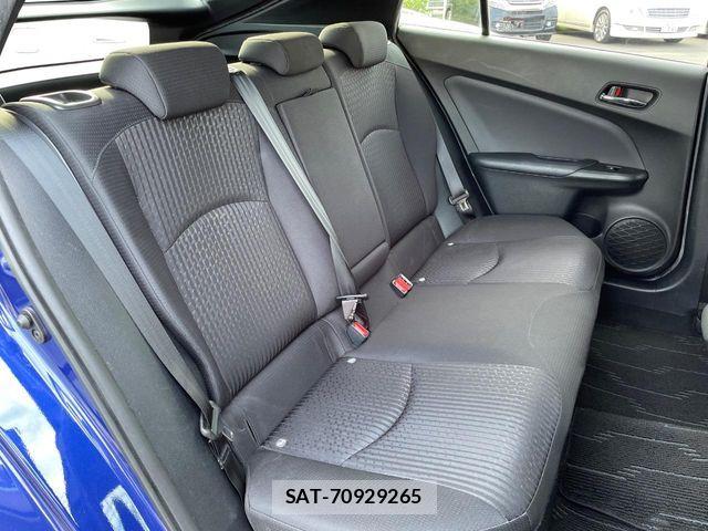Toyota PRIUS 2017-11 8159027-7