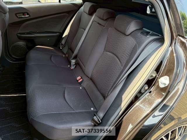 Toyota PRIUS 2016-09 8159029-14