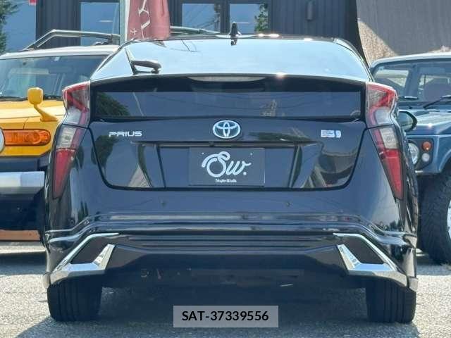 Toyota PRIUS 2016-09 8159029-5