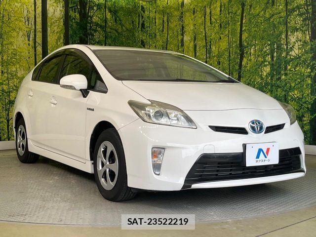 Toyota PRIUS 2015-06 8159032-15