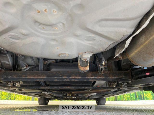 Toyota PRIUS 2015-06 8159032-18