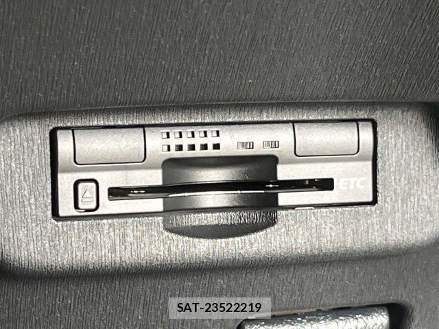 Toyota PRIUS 2015-06 8159032-4