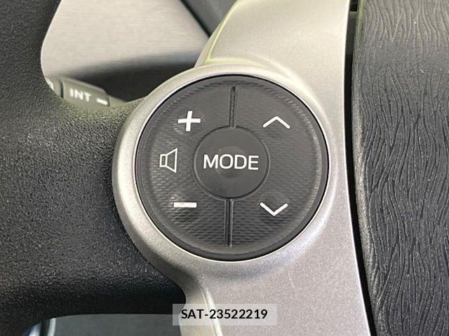 Toyota PRIUS 2015-06 8159032-6